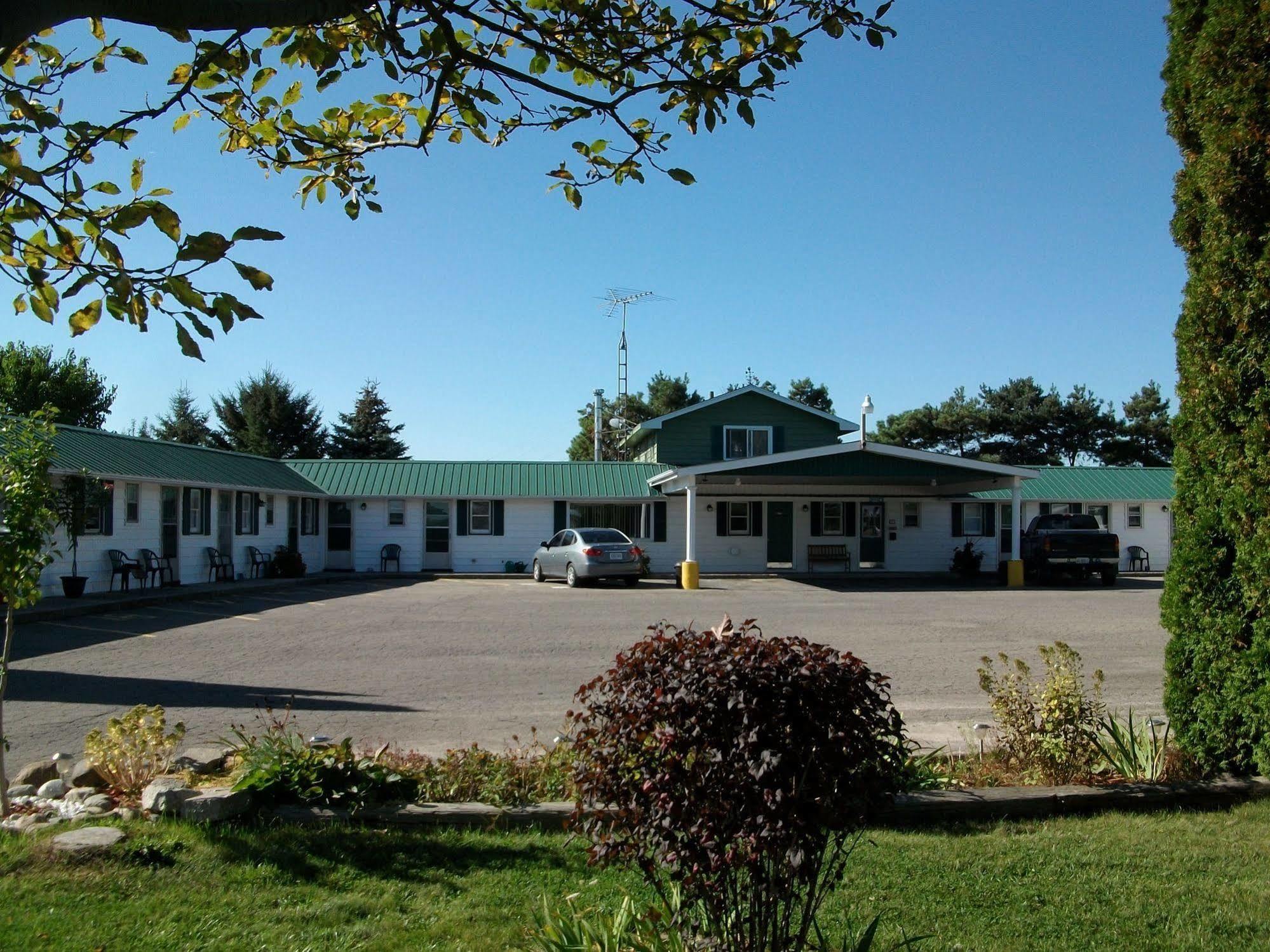Silver Motel Chatham-Kent Екстериор снимка